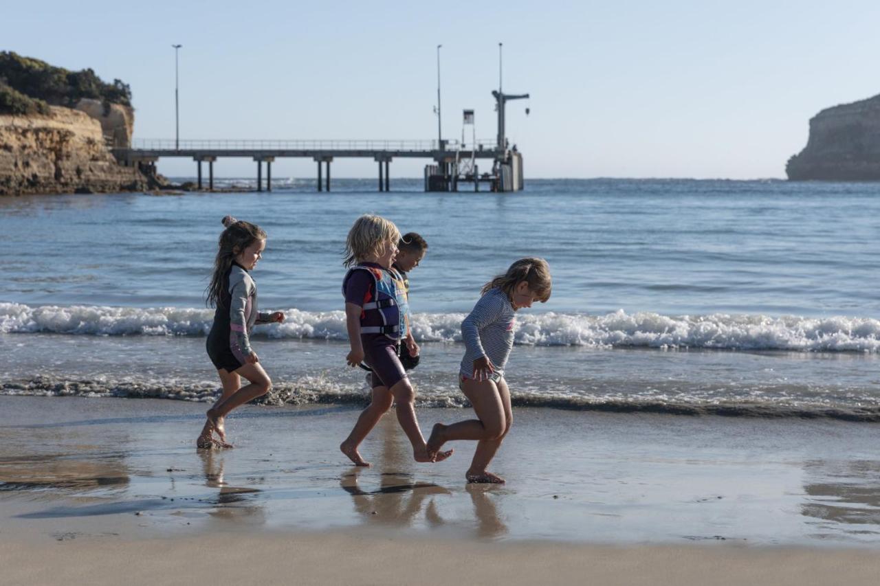 12 Apostles Accommodation Anchors Beach House With Sea Views Port Campbell Exteriör bild