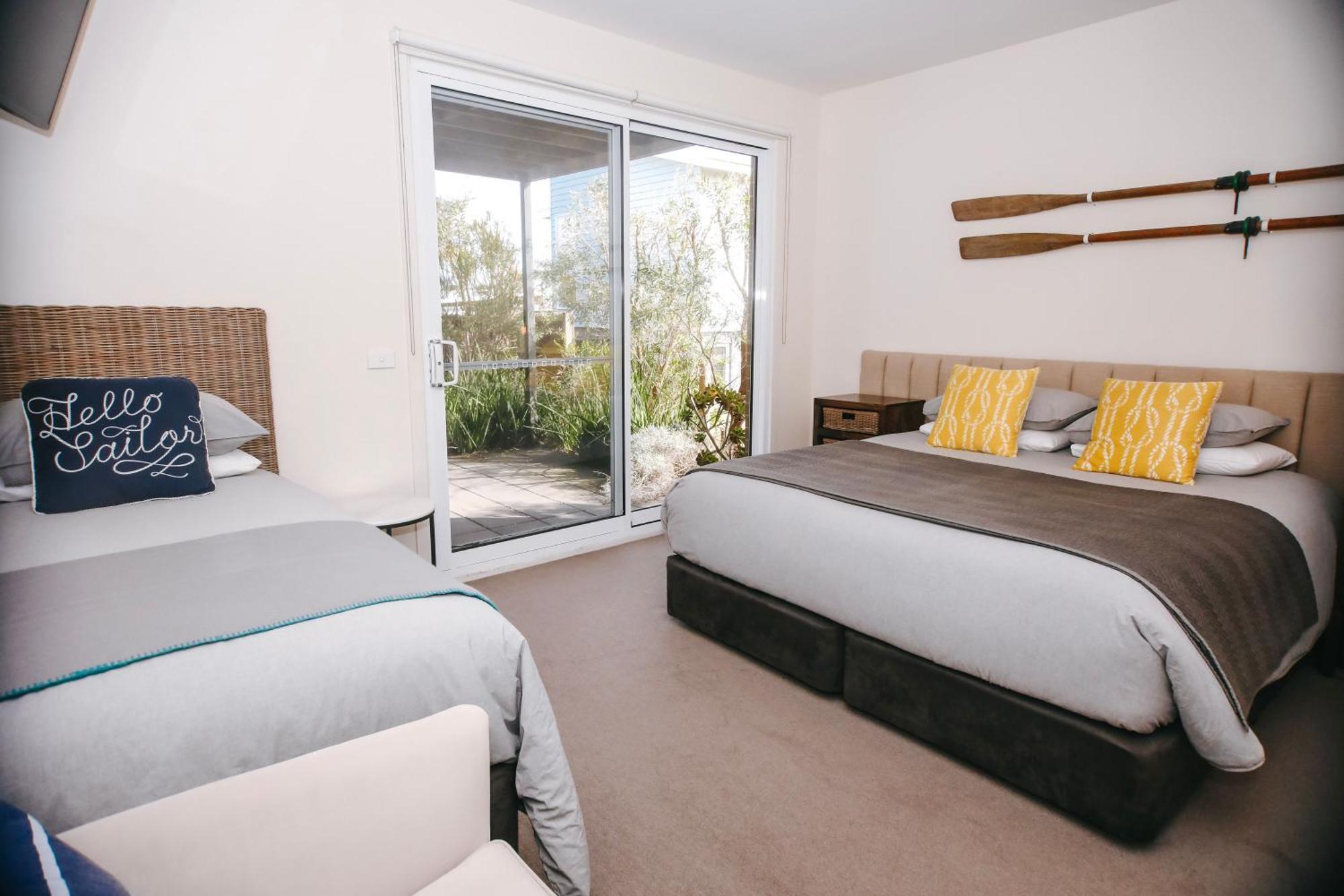 12 Apostles Accommodation Anchors Beach House With Sea Views Port Campbell Exteriör bild