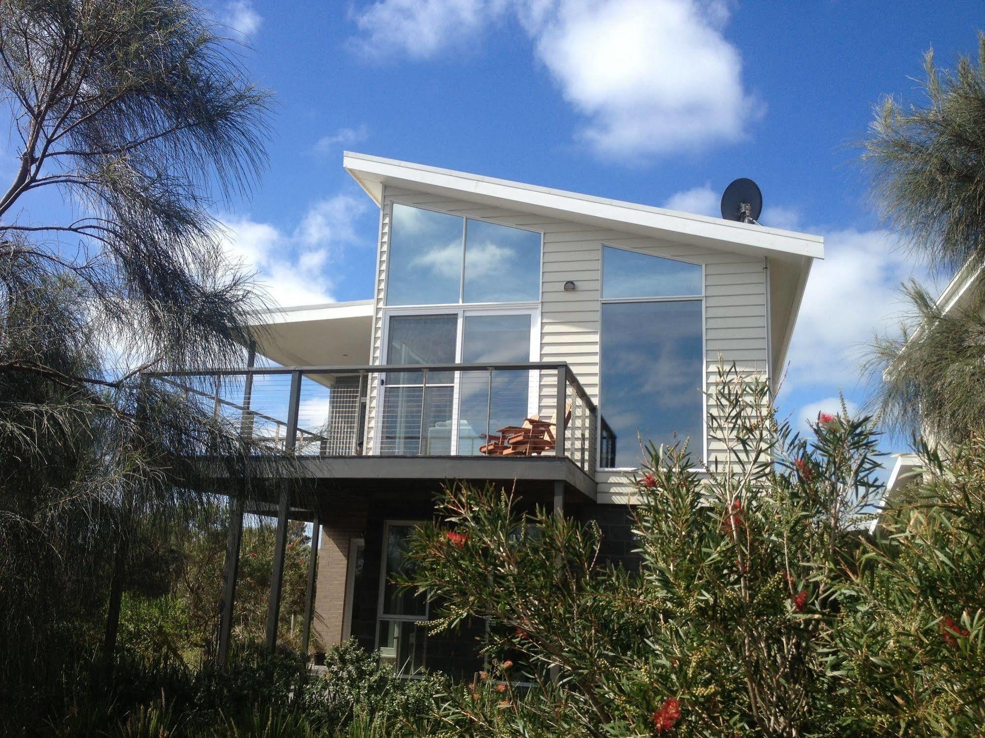 12 Apostles Accommodation Anchors Beach House With Sea Views Port Campbell Exteriör bild